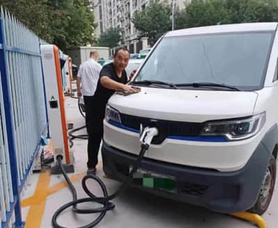 汽车走进生活 人保与您相约 中国人保携手东城社区宣传活动