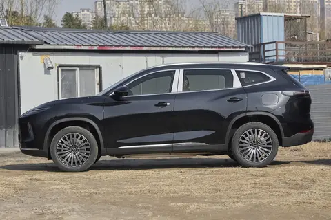 新车上市！颜值爆表、空间宽敞，还有超强智能，这款车家用真香！