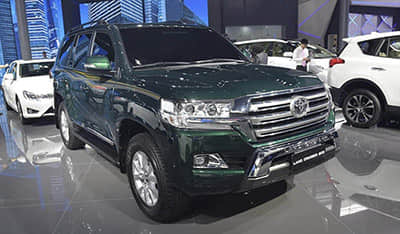 搭载2.0L油电混动，广汽传祺E8荣耀版将于7月16日上市