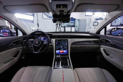 搭载2.0L油电混动，广汽传祺E8荣耀版将于7月16日上市