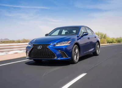 搭载2.0L油电混动，广汽传祺E8荣耀版将于7月16日上市